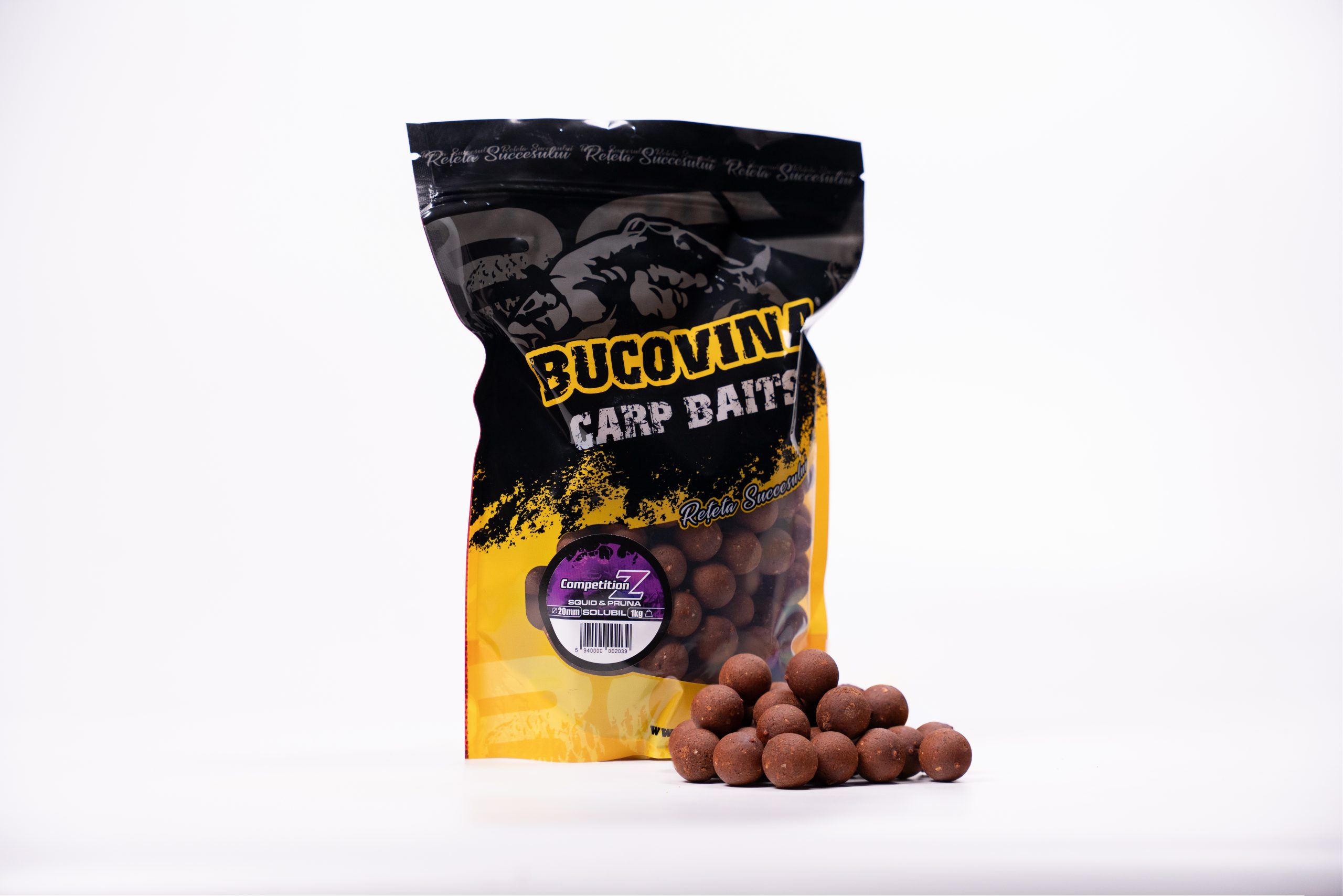 Competition Z Boilies solubil 20mm 1kg Competition Z Solubil 20mm 1kg - Image 1